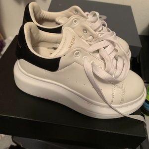 Alexander McQueen (kids)